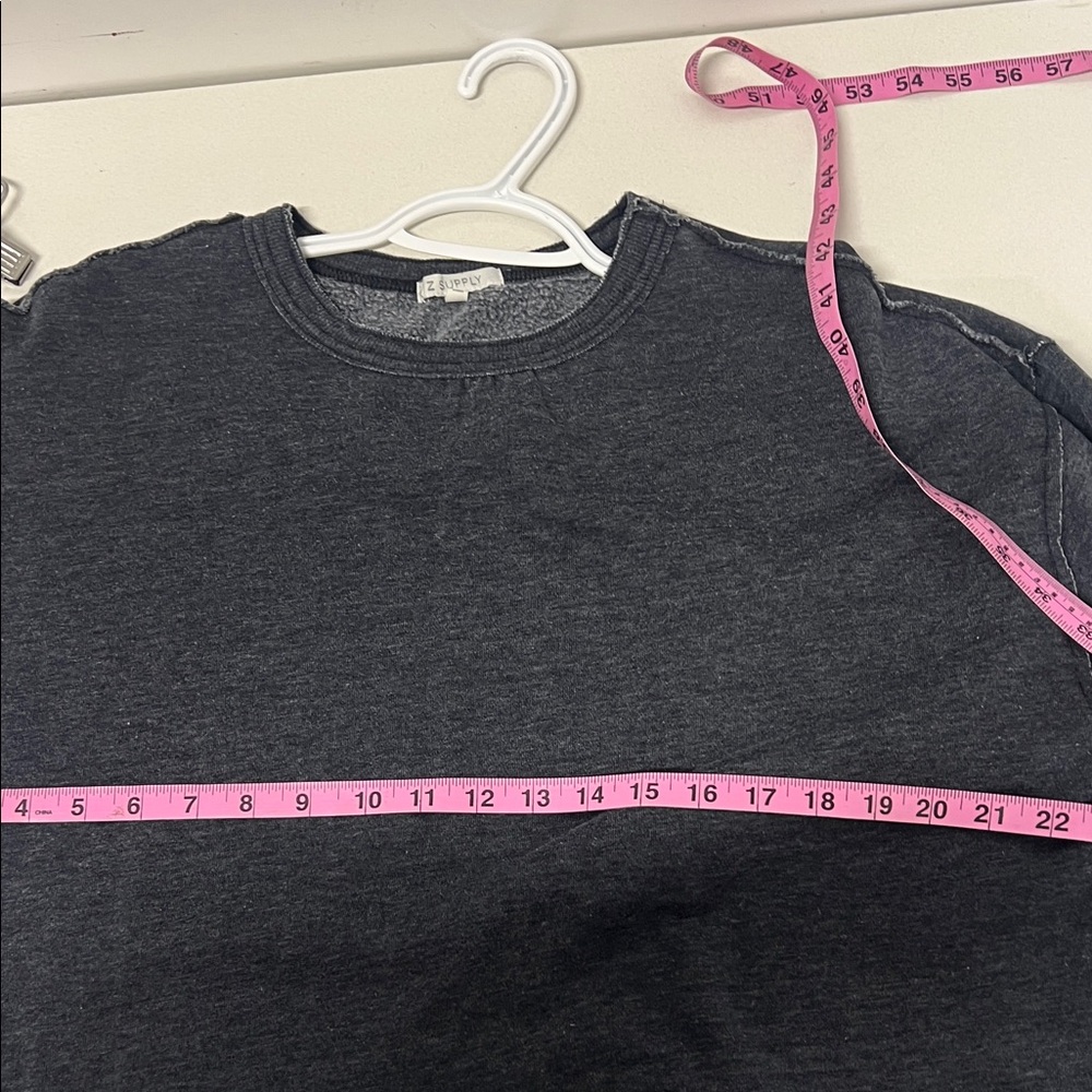 Z Supply Women's Cropped Lightweight Sweatshirt, Gray, XS - Picture 8 of 9